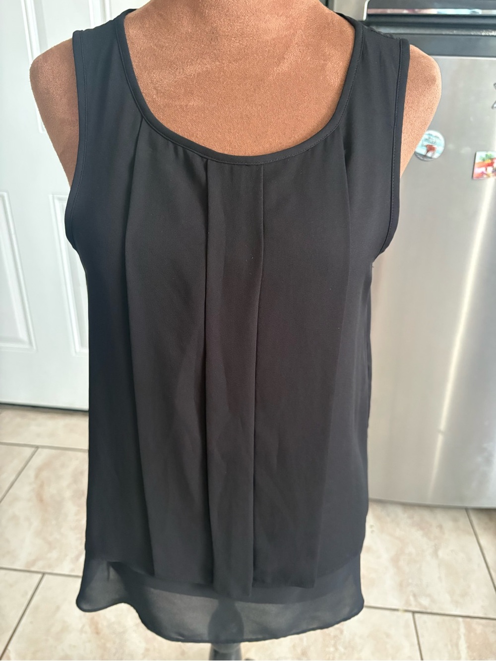 HD in Paris Black Sleeveless Pleated Chiffon-Trim Tank